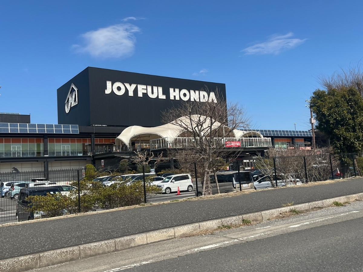 ジョイフル本田 千葉ニュータウン店まで約2.8km（車で約8分）　ジョイフル本田の超大型店！
ホームセンターとしての品揃えはもちろん、スーパー、フードコートなどもございます。