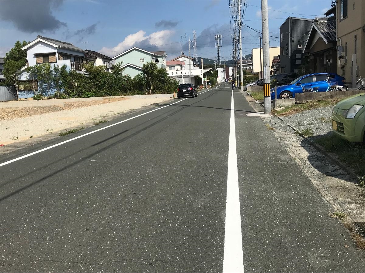 前面道路　