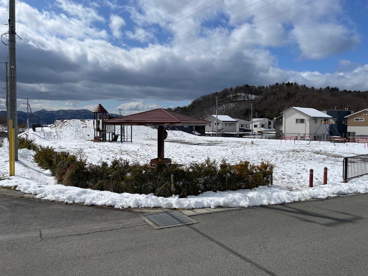 蔵王みはらしの丘7号公園まで約140m（徒歩2分）　みはらしの丘にある街区公園です。
大型遊具や築山でのそり遊びなど四季を通して遊べる公園となっています。