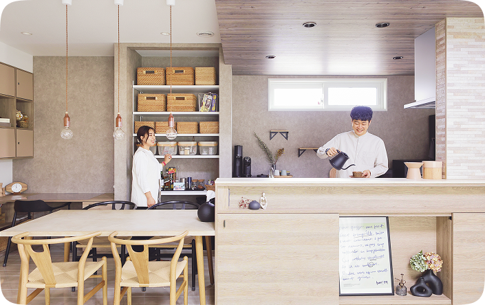 カップボード上の特等席01