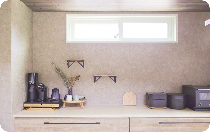 カップボード上の特等席02