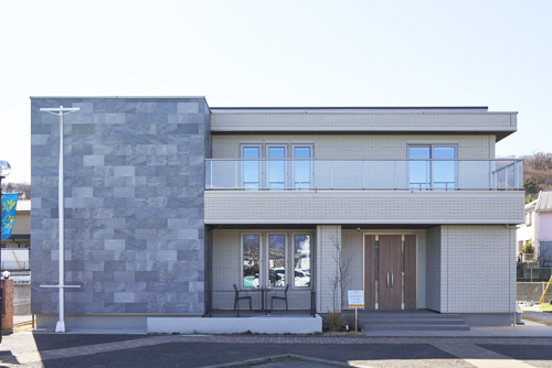秦野展示場 神奈川県 性能を追求する住宅メーカー 一条工務店
